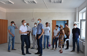 Депутаты проверили строящийся детский сад на 330 мест в Астрахани 