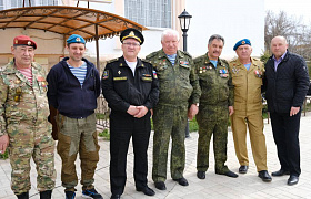 Под Астраханью школьники устроили флешмоб в поддержку российских военных