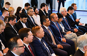 Астраханский губернатор встретился с руководителями делегаций стран Прикаспия