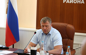 В Астрахани обсудили меры безопасности перед выборами и учебным годом