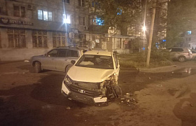 В Астрахани в ДТП на улице Безжонова пострадали 6 человек