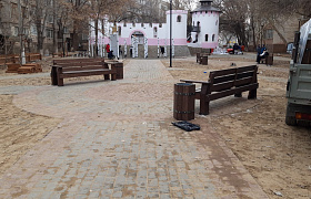 В Астрахани детский городок «Русь былинная» благоустраивают в сказочном стиле
