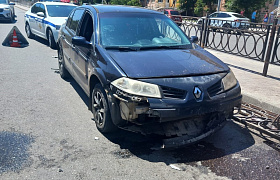 В ДТП на улице Яблочкова в Астрахани пострадали три человека
