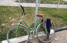 В Астрахани женщина на автомобиле сбила велосипедиста